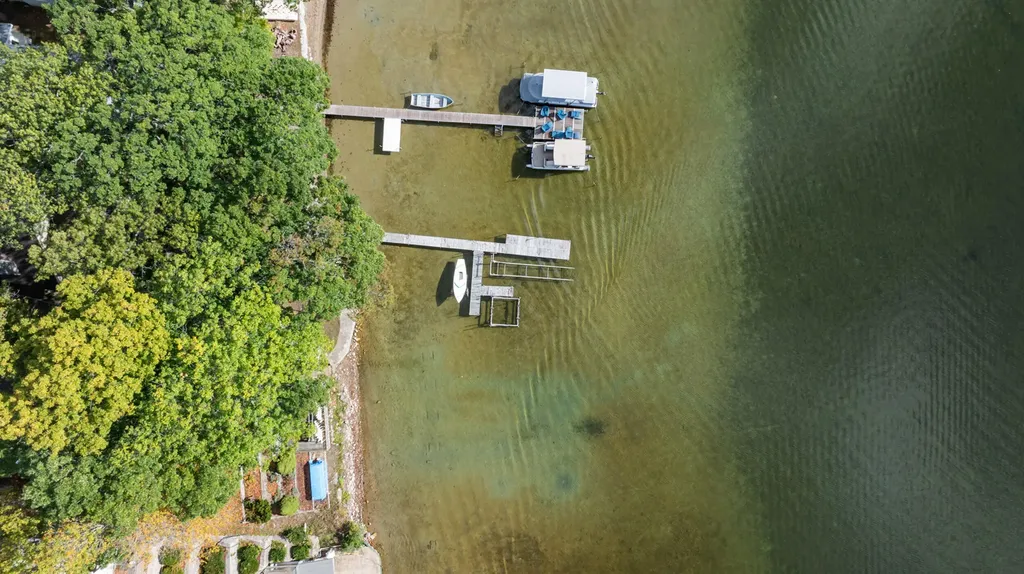 4276 Echo Cove Woodstock Township MI 49253