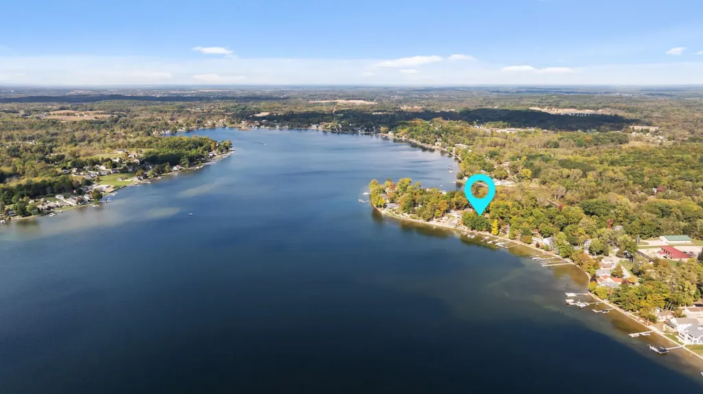 4276 Echo Cove Woodstock Township MI 49253