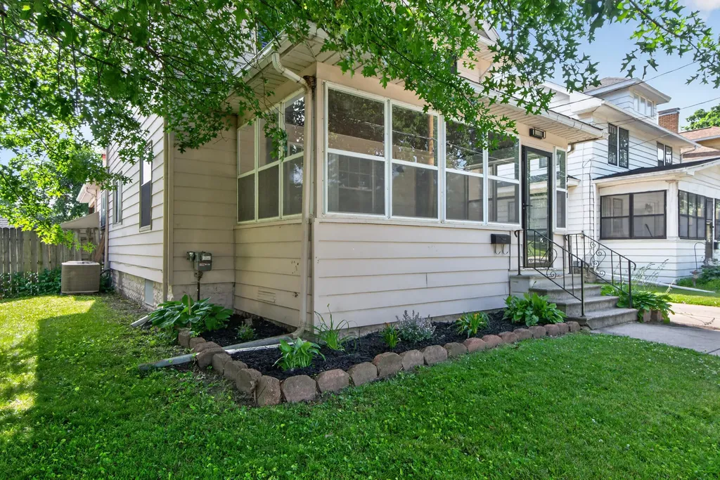 311 Gilbert Street Jackson City MI 49201