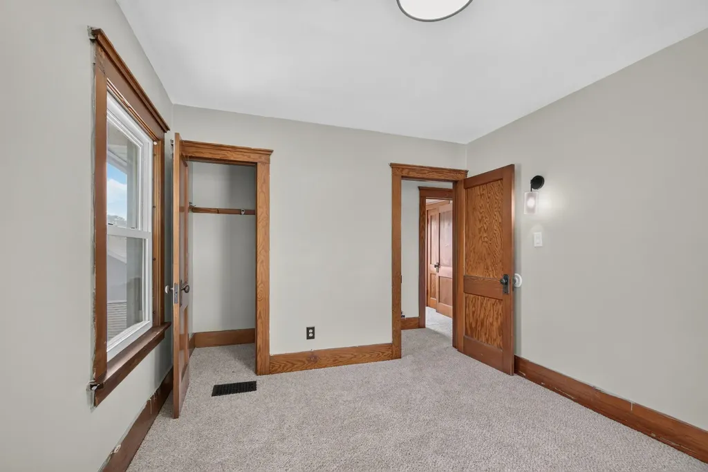 311 Gilbert Street Jackson City MI 49201