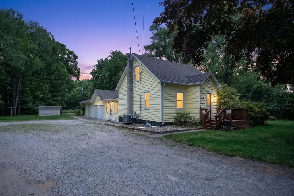 235 Bender Street Leoni Township MI 49202