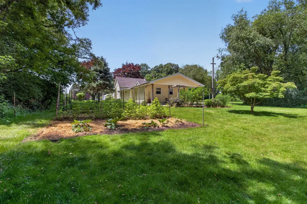 235 Bender Street Leoni Township MI 49202