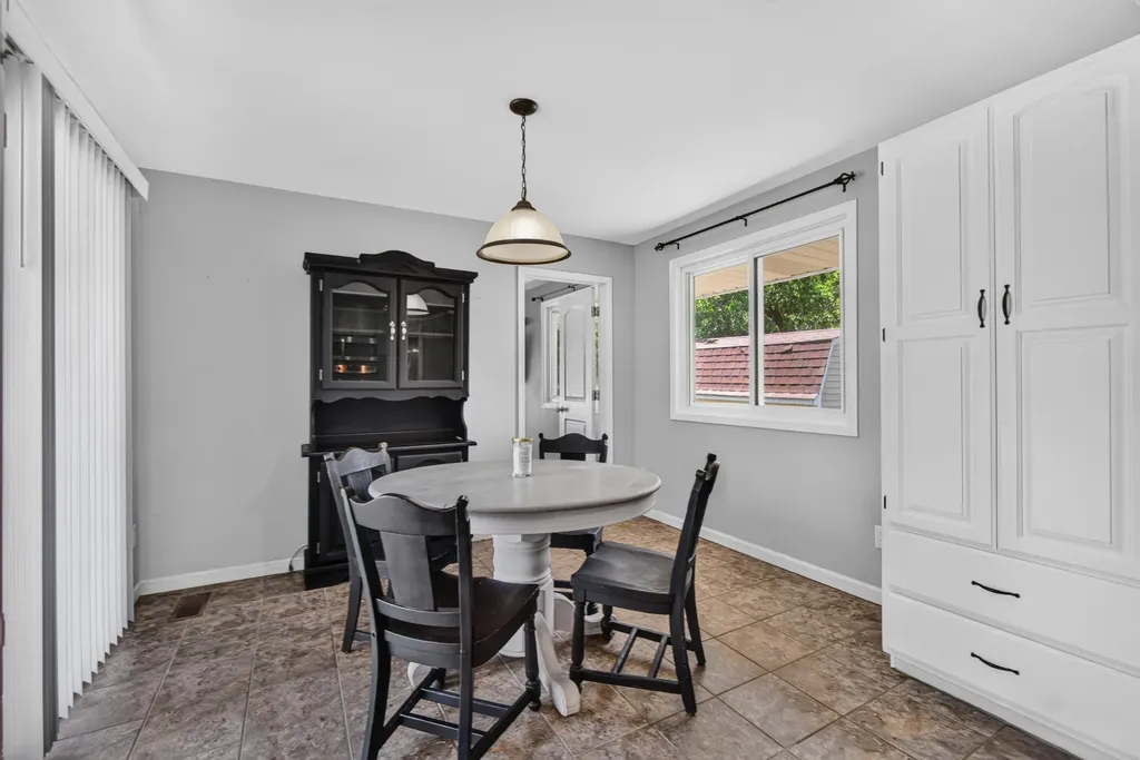 6423 Inverness Lane Napoleon Township MI 49201