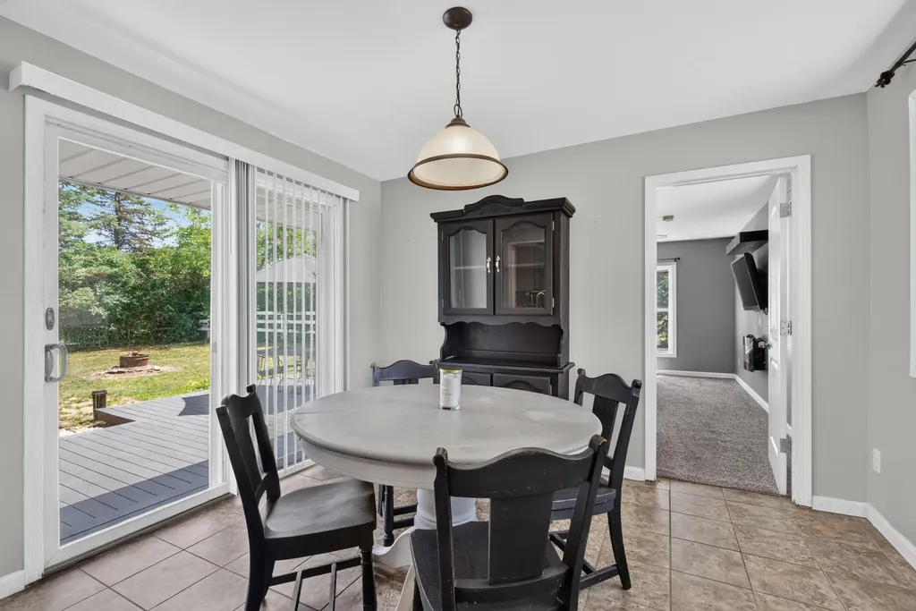 6423 Inverness Lane Napoleon Township MI 49201