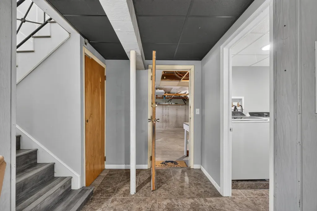 6423 Inverness Lane Napoleon Township MI 49201