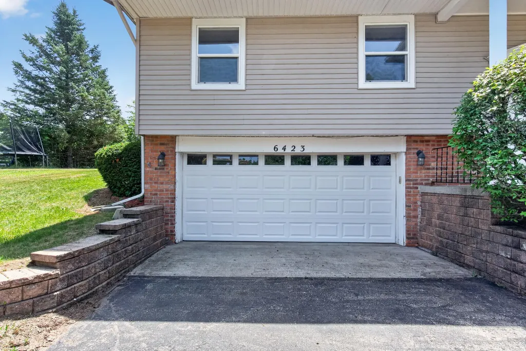6423 Inverness Lane Napoleon Township MI 49201