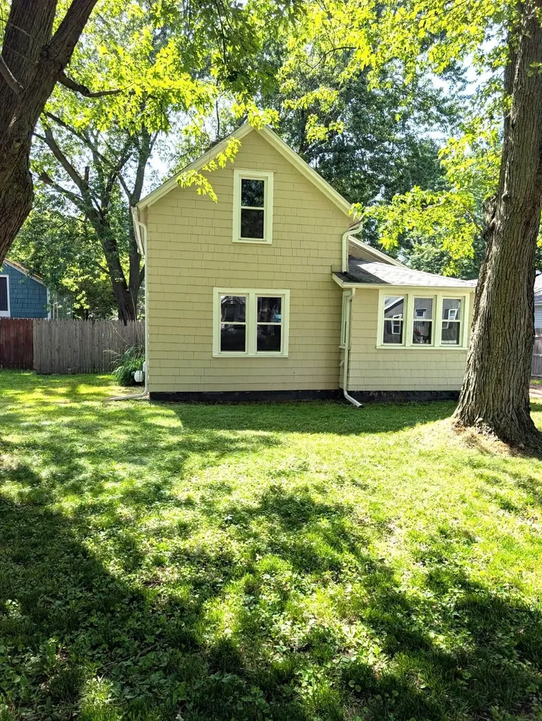 918 Wayne Street Blackman Charter Township MI 49202