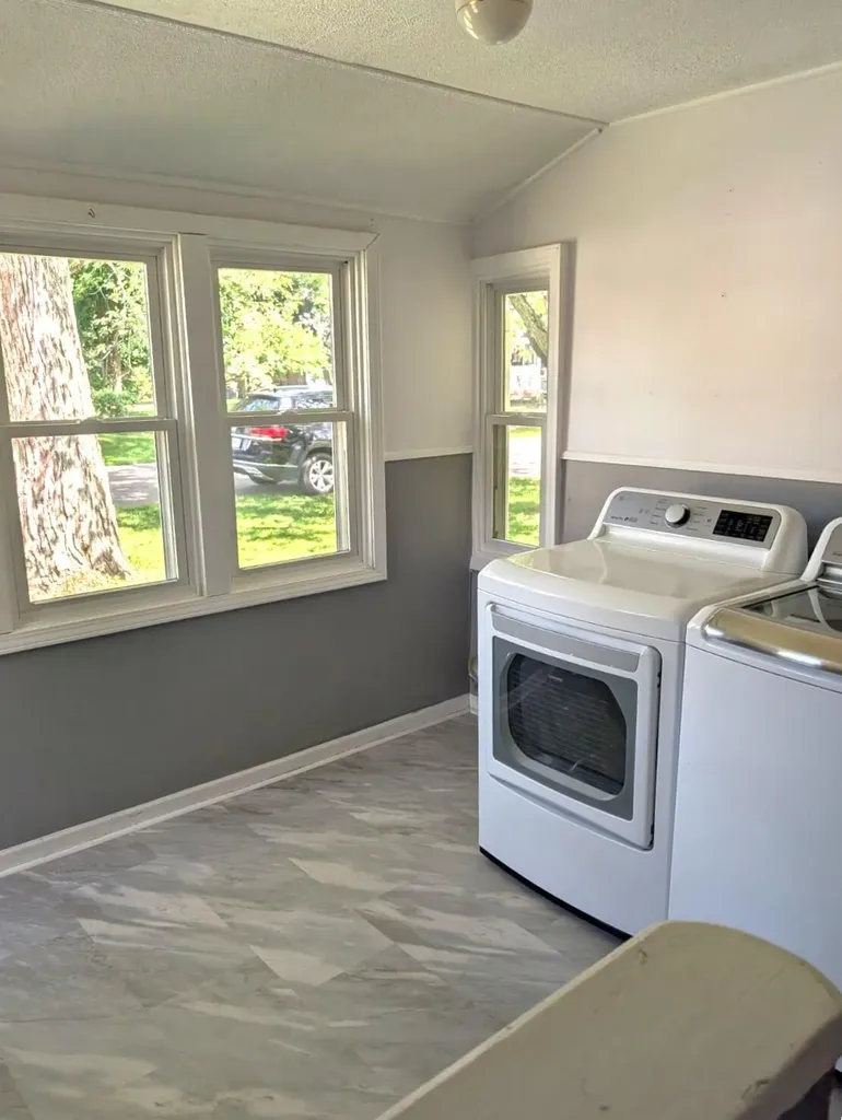 918 Wayne Street Blackman Charter Township MI 49202