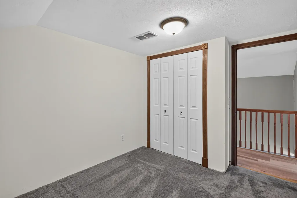 121 N Lakeside Drive Leoni Township MI 49254
