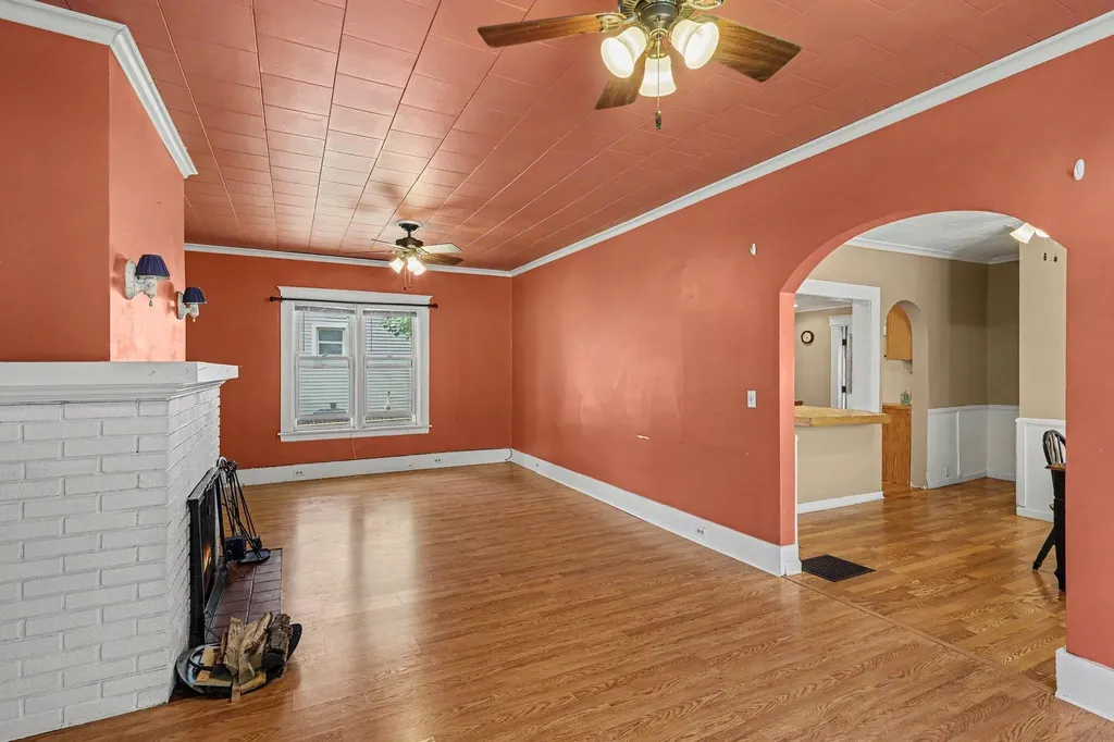 113 N Gorham Street Jackson City MI 49202