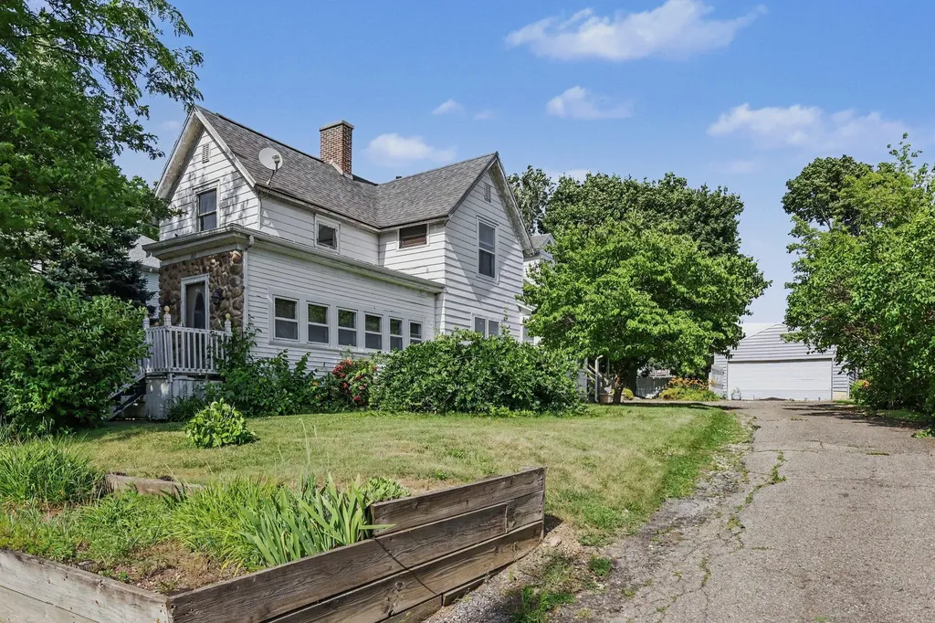 113 N Gorham Street Jackson City MI 49202