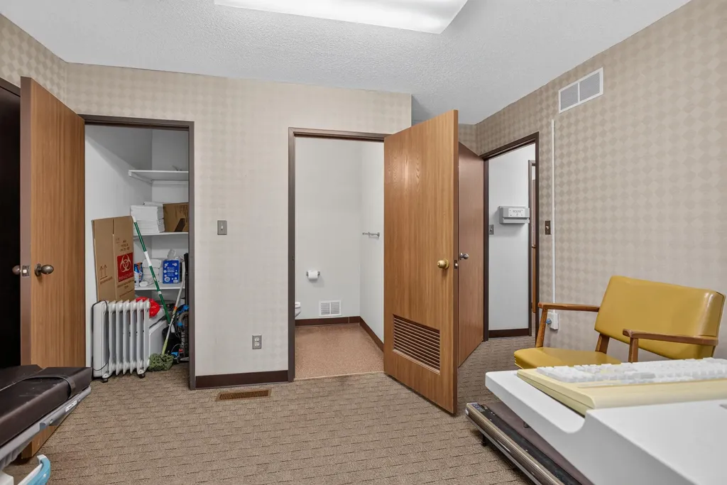 2575 Spring Arbor Road Summit Township MI 49203