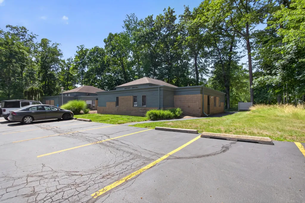 2575 Spring Arbor Road Summit Township MI 49203