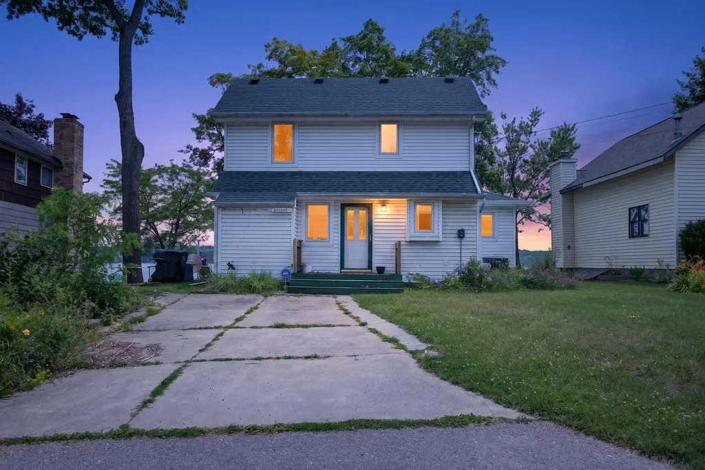 5240 Boardman Drive Cambridge Township MI 49265