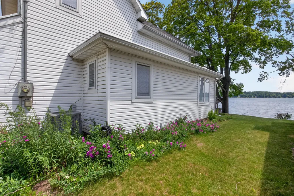 5240 Boardman Drive Cambridge Township MI 49265