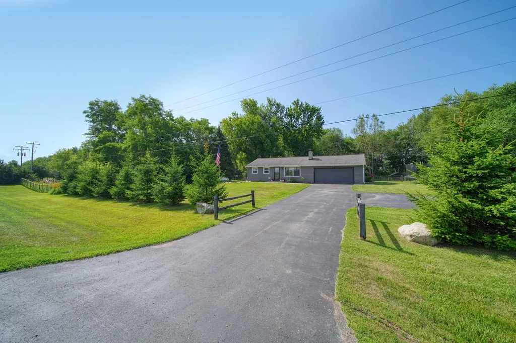 9871 Knight Road Grass Lake Charter Township MI 49240