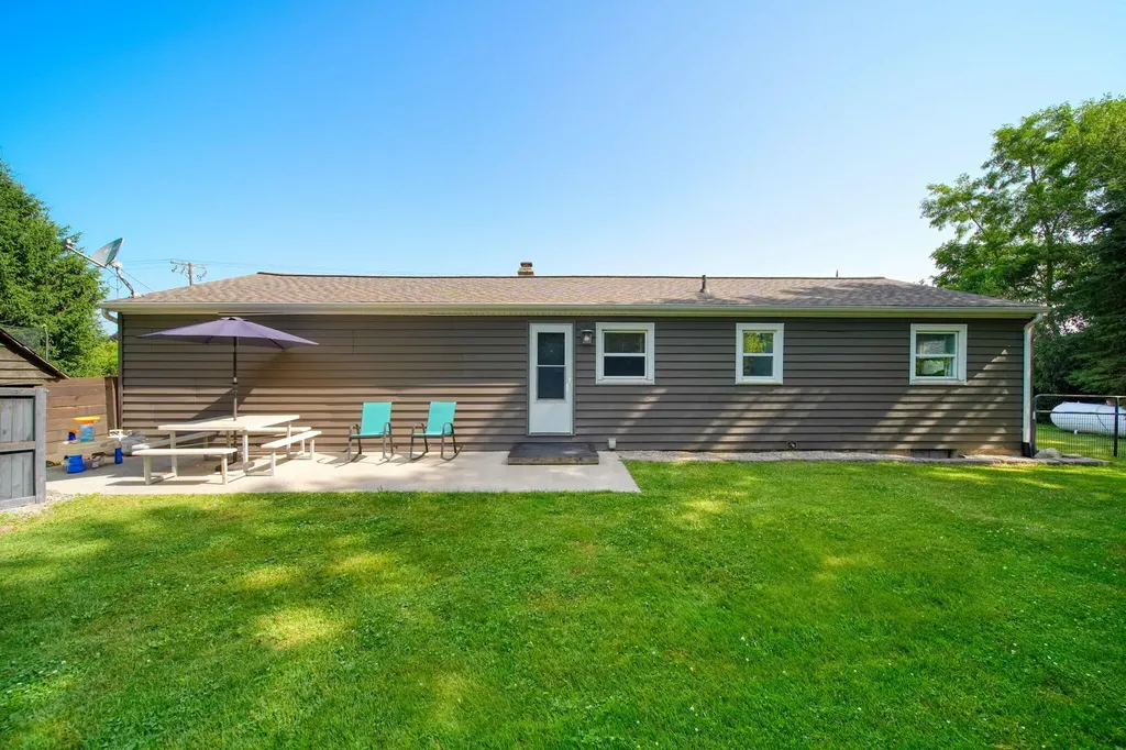 9871 Knight Road Grass Lake Charter Township MI 49240