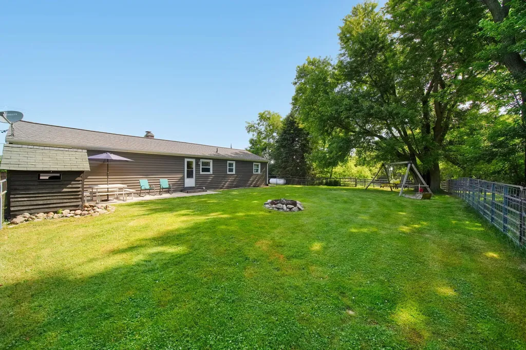 9871 Knight Road Grass Lake Charter Township MI 49240