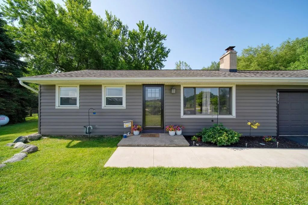 9871 Knight Road Grass Lake Charter Township MI 49240