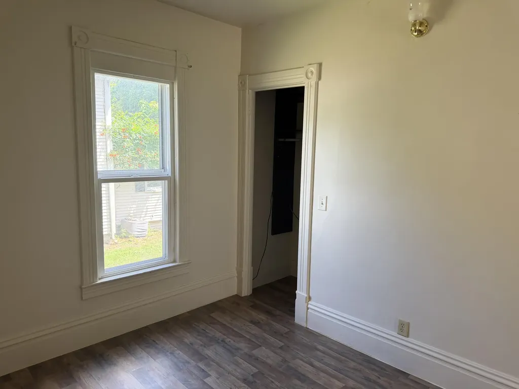 814 N Clinton Street Albion City MI 49224
