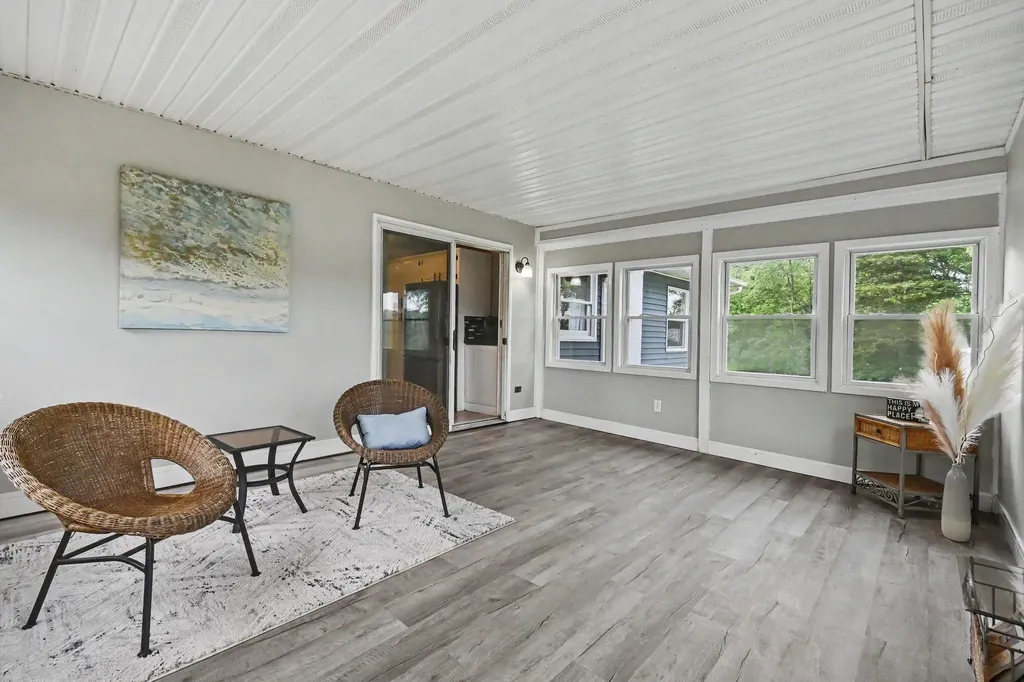 10290 Thorne Road Unknown City MI 49246