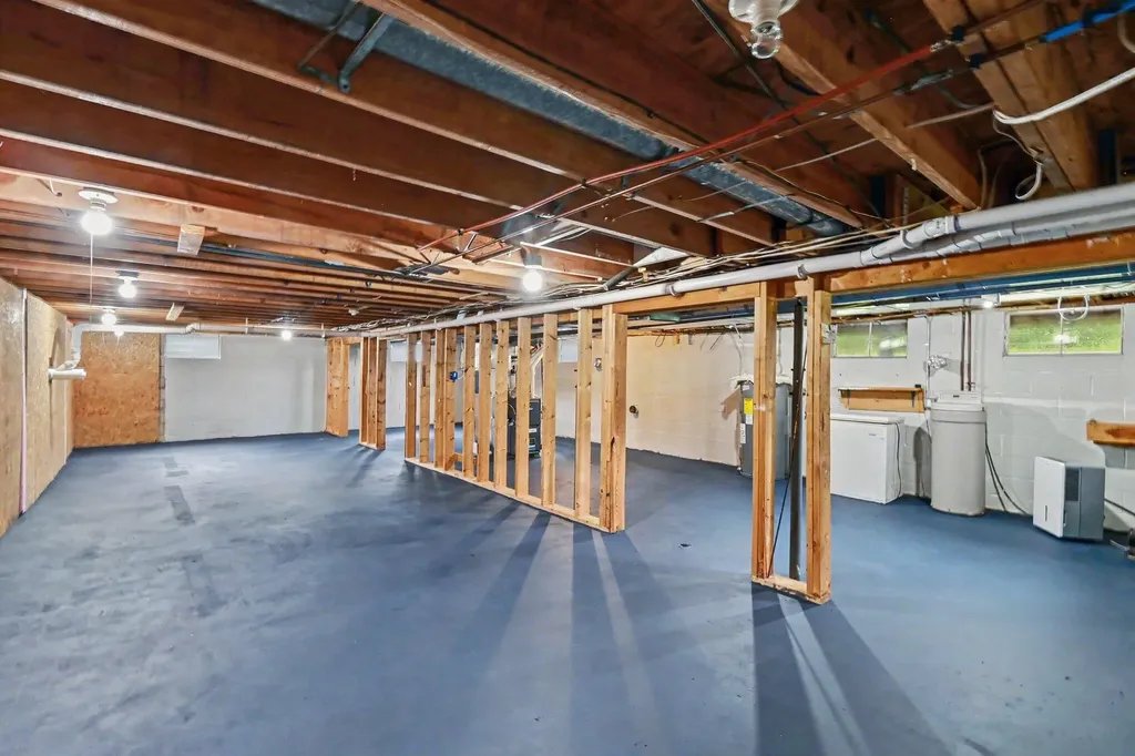 10290 Thorne Road Unknown City MI 49246