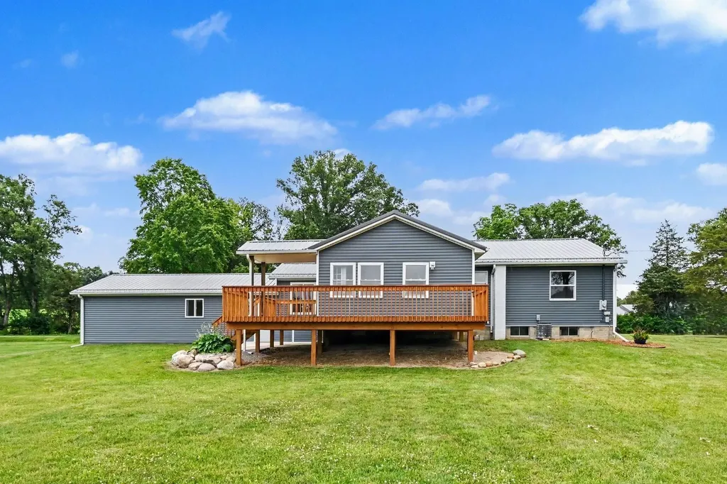 10290 Thorne Road Unknown City MI 49246