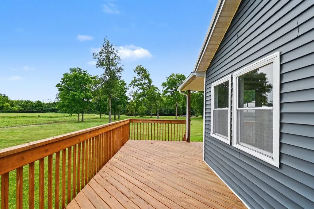 10290 Thorne Road Unknown City MI 49246