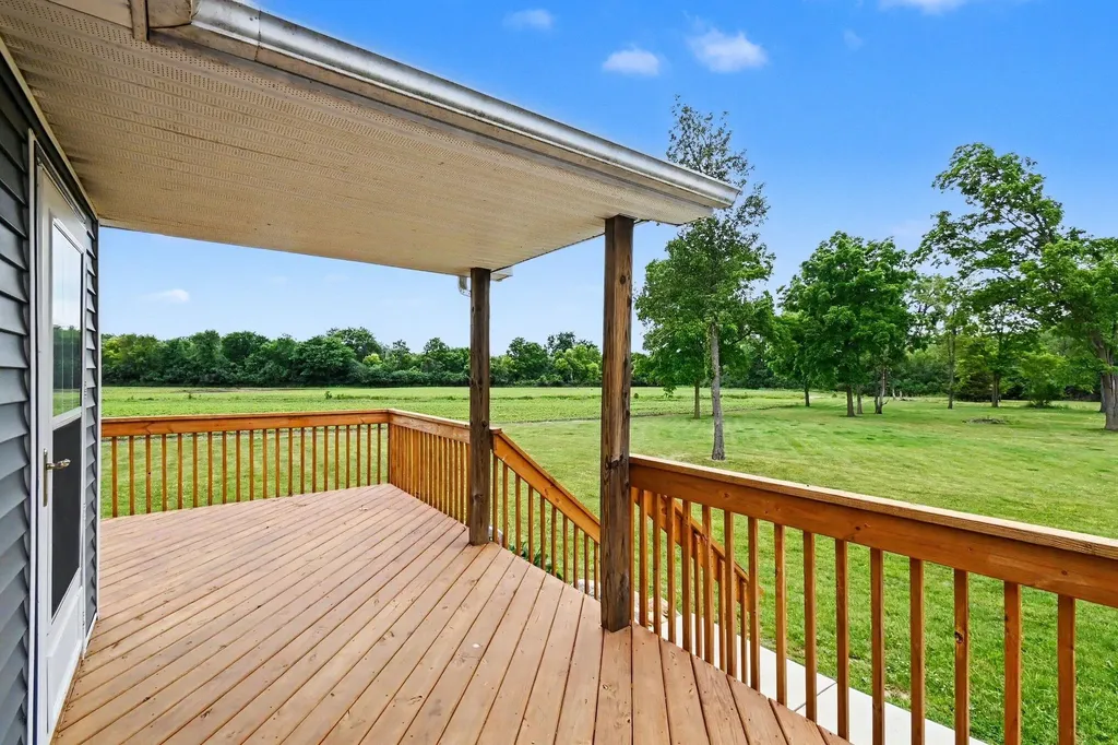 10290 Thorne Road Unknown City MI 49246