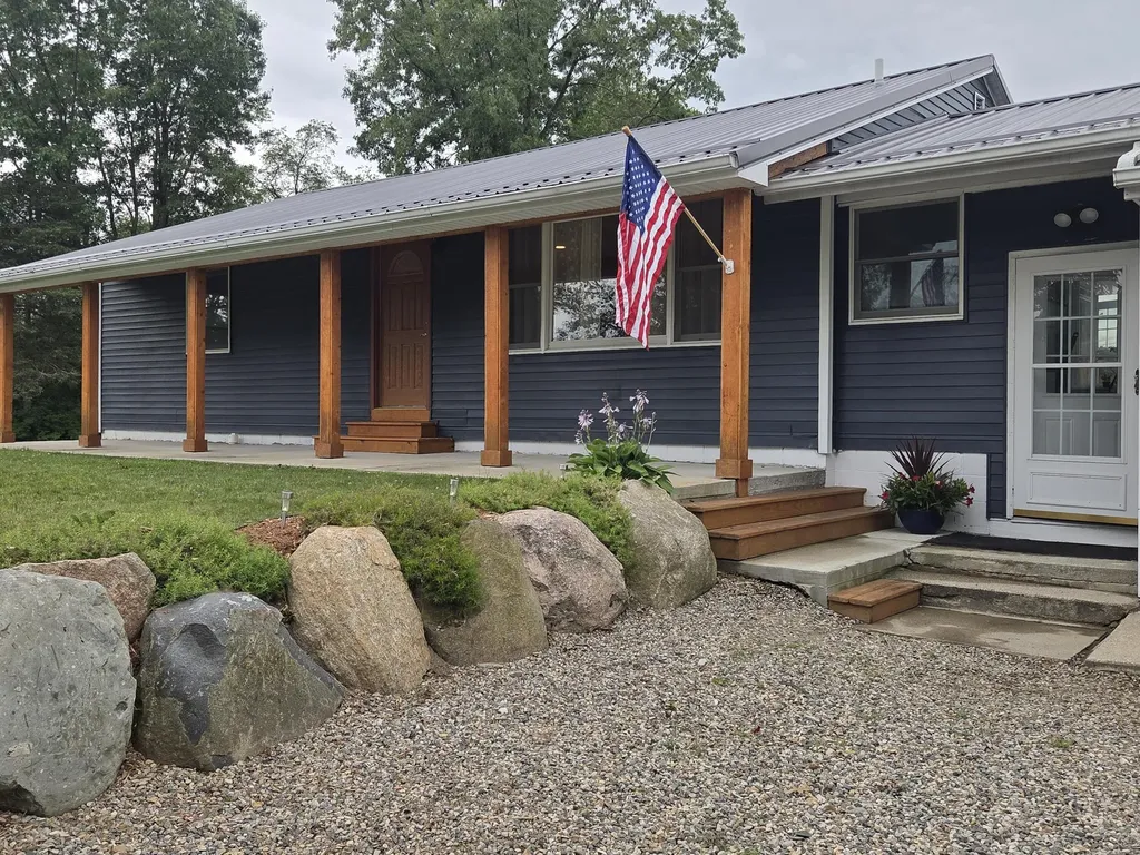10290 Thorne Road Unknown City MI 49246