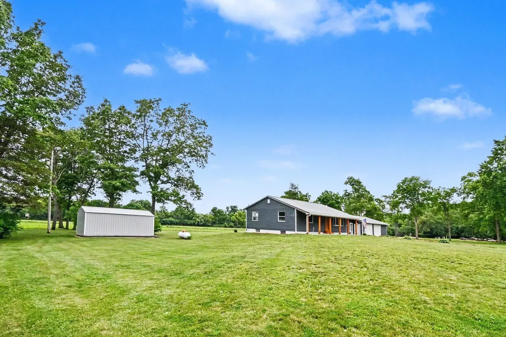 10290 Thorne Road Unknown City MI 49246