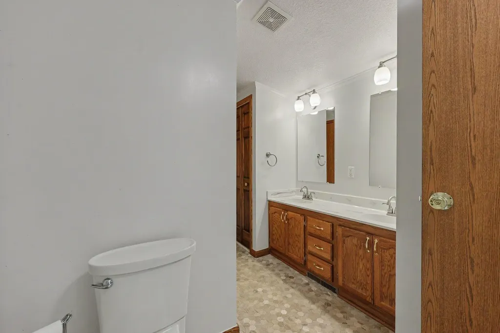 4794 Seymour Road Leoni Township MI 49201