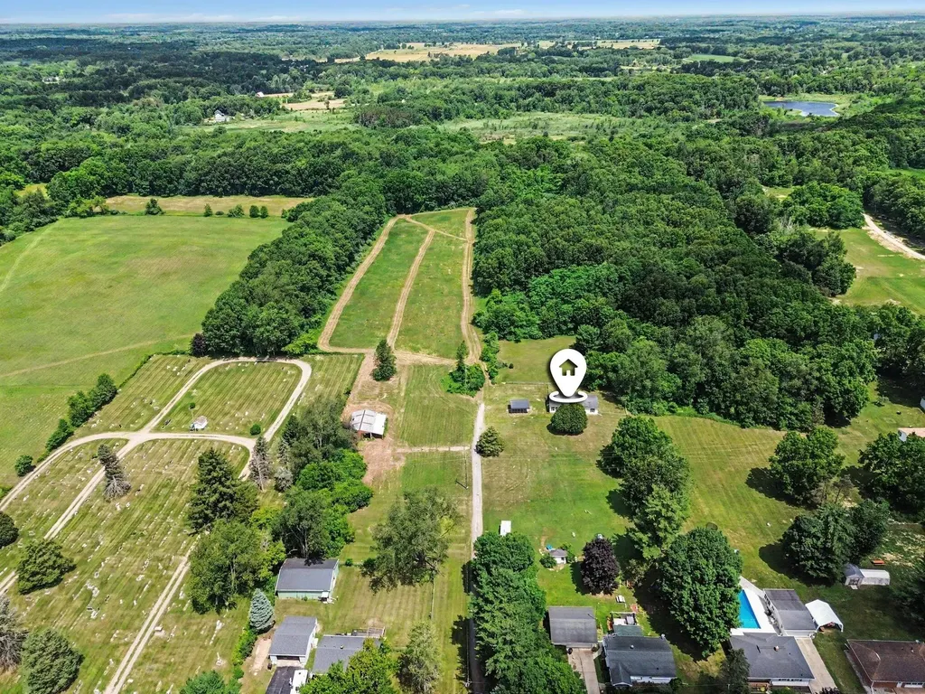 4794 Seymour Road Leoni Township MI 49201