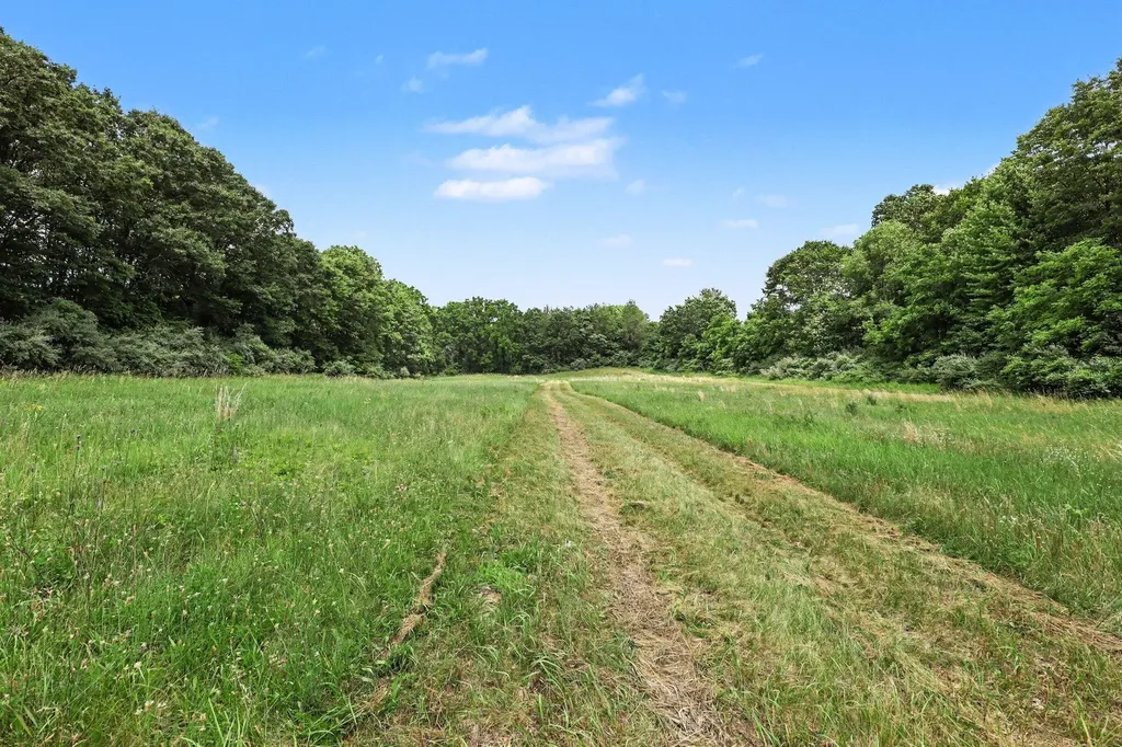 4794 Seymour Road Leoni Township MI 49201