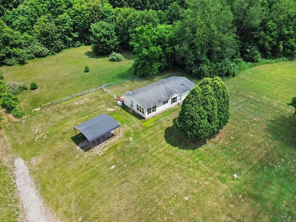 4794 Seymour Road Leoni Township MI 49201