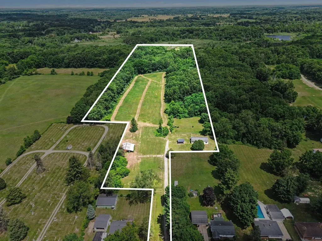 4794 Seymour Road Leoni Township MI 49201