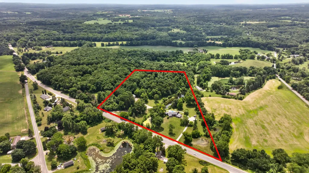 11465 Clinton Road Tompkins Township MI 49277