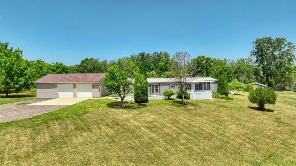 2752 W Mosherville Road Scipio Township MI 49250