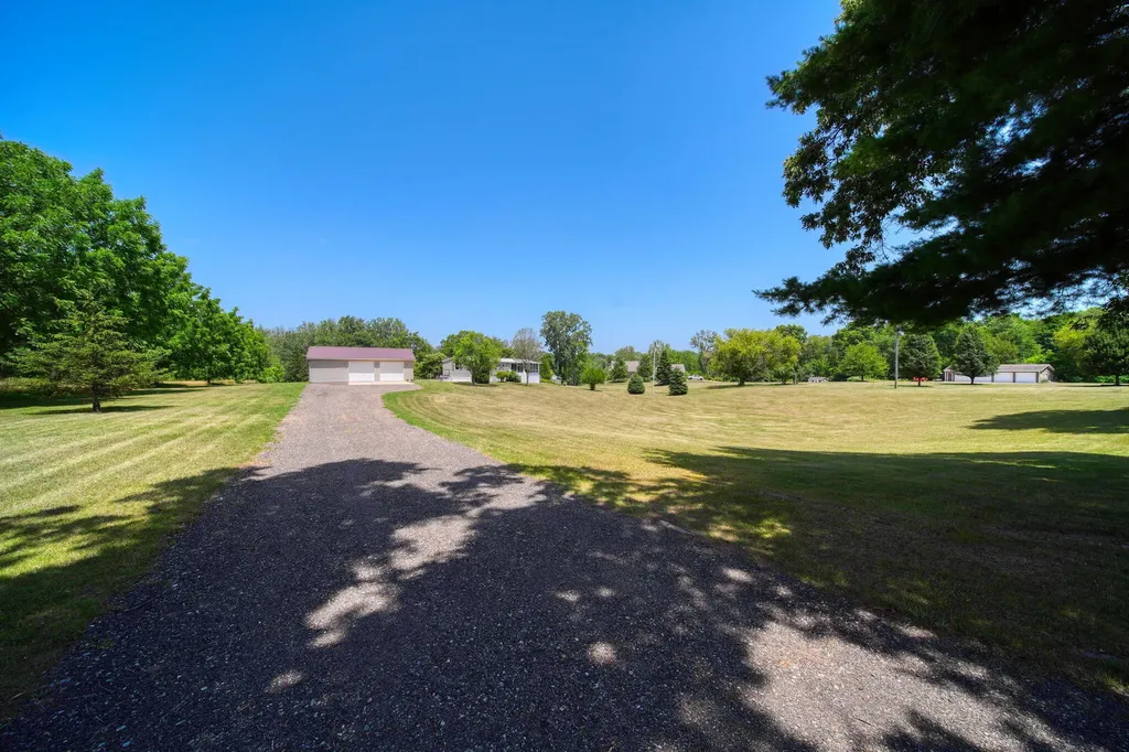 2752 W Mosherville Road Scipio Township MI 49250