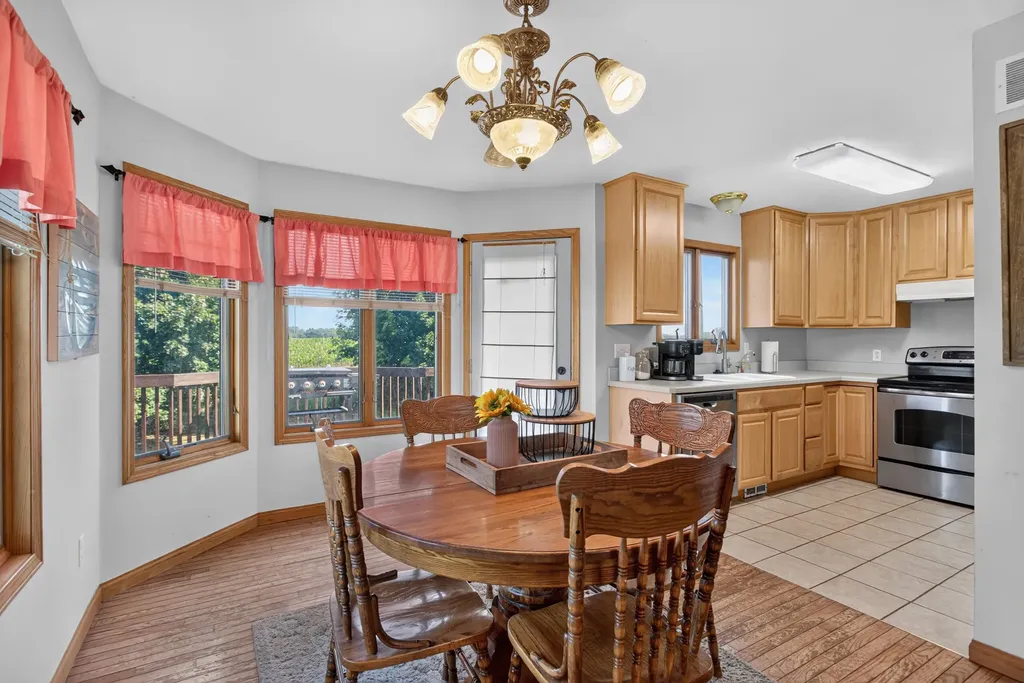 290 Somerset Drive Columbia Township MI 49233