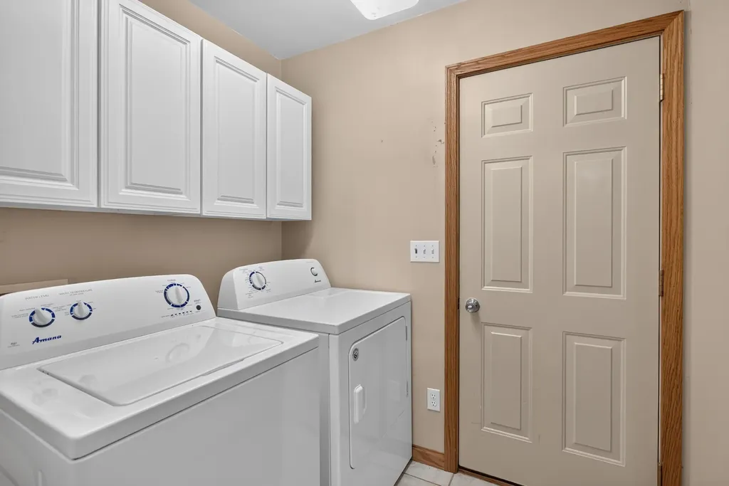 290 Somerset Drive Columbia Township MI 49233