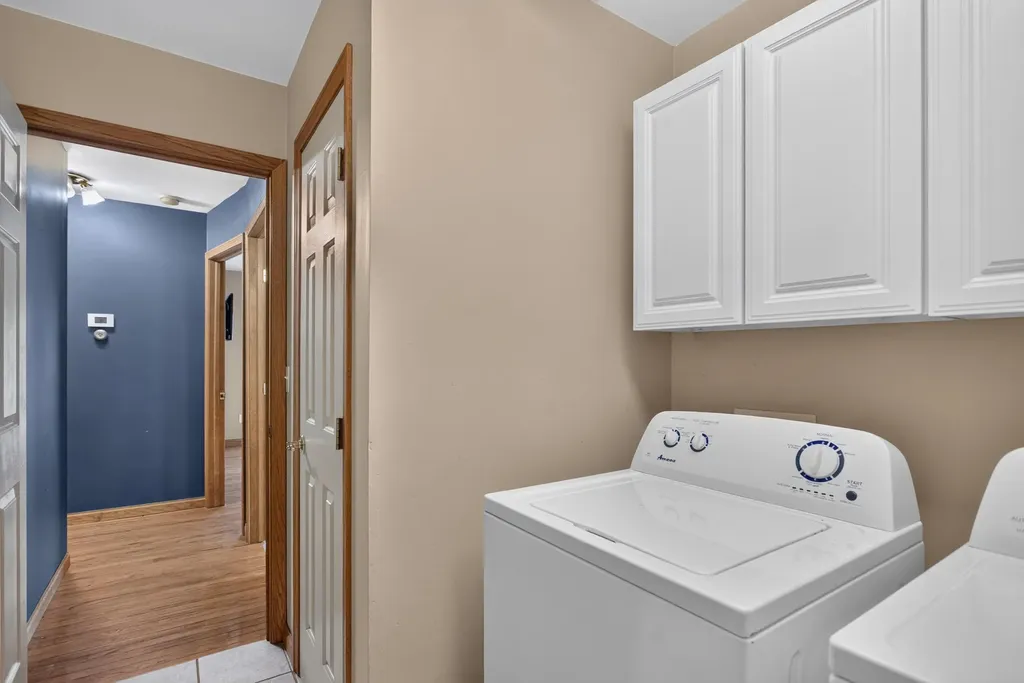 290 Somerset Drive Columbia Township MI 49233