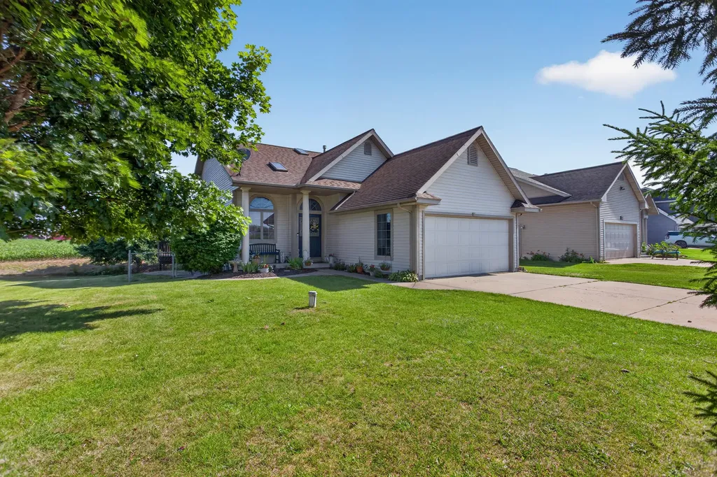 290 Somerset Drive Columbia Township MI 49233