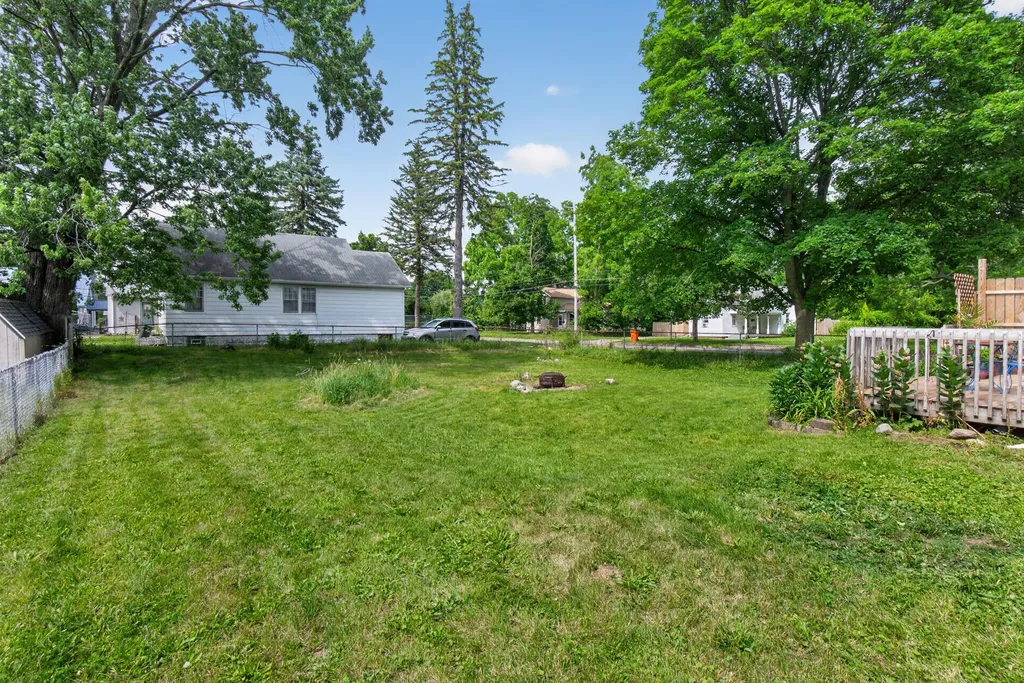 302 Hill Street Jackson City MI 49202