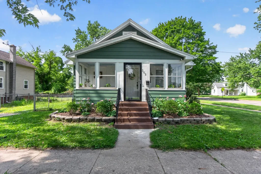 302 Hill Street Jackson City MI 49202