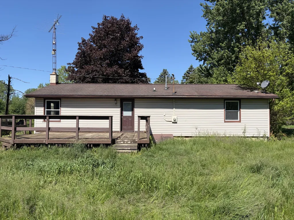 12375 Musbach Road Waterloo Township MI 49259