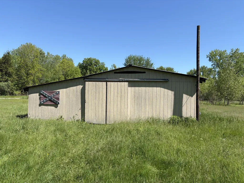 12375 Musbach Road Waterloo Township MI 49259