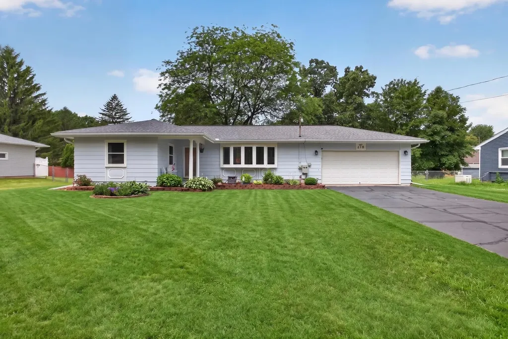 216 Eastlawn Parma Village MI 49269
