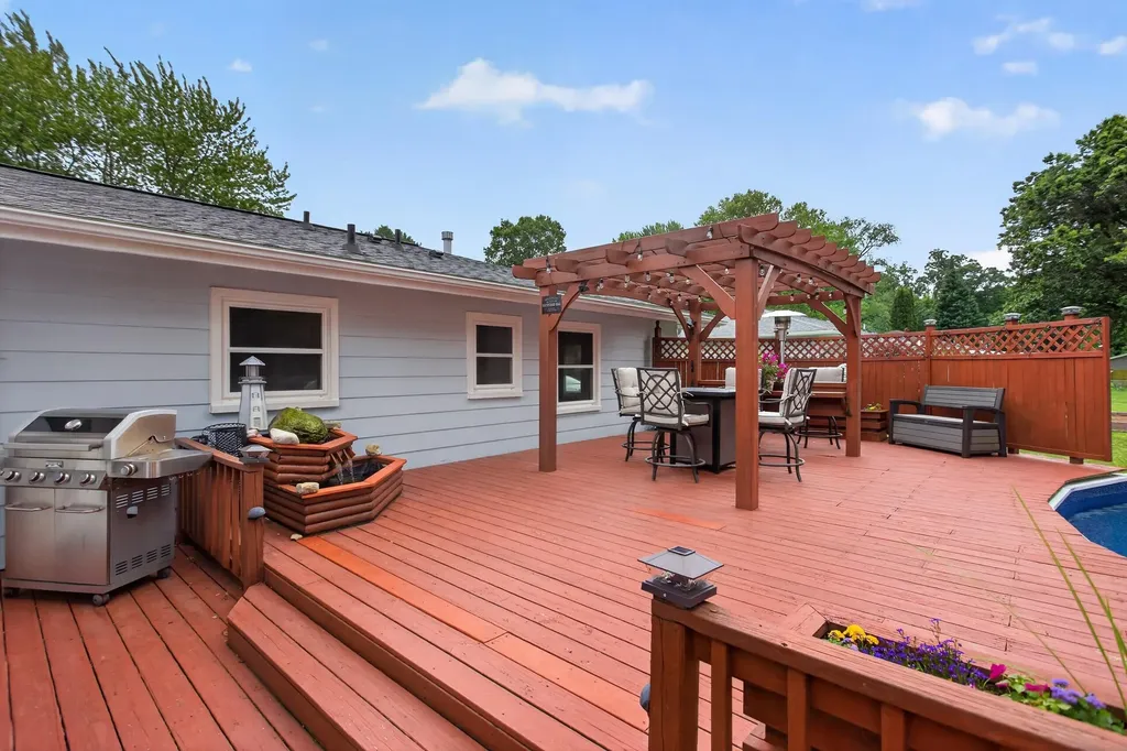 216 Eastlawn Parma Village MI 49269