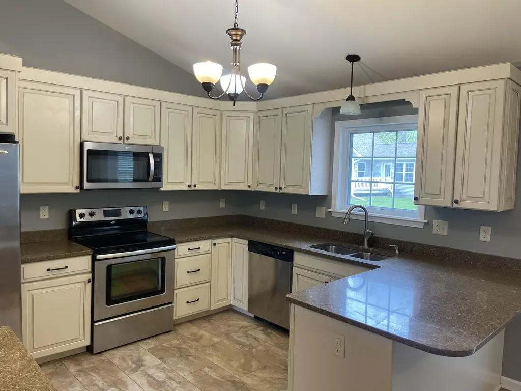113 Beacon Ridge Drive Battle Creek City MI 49017